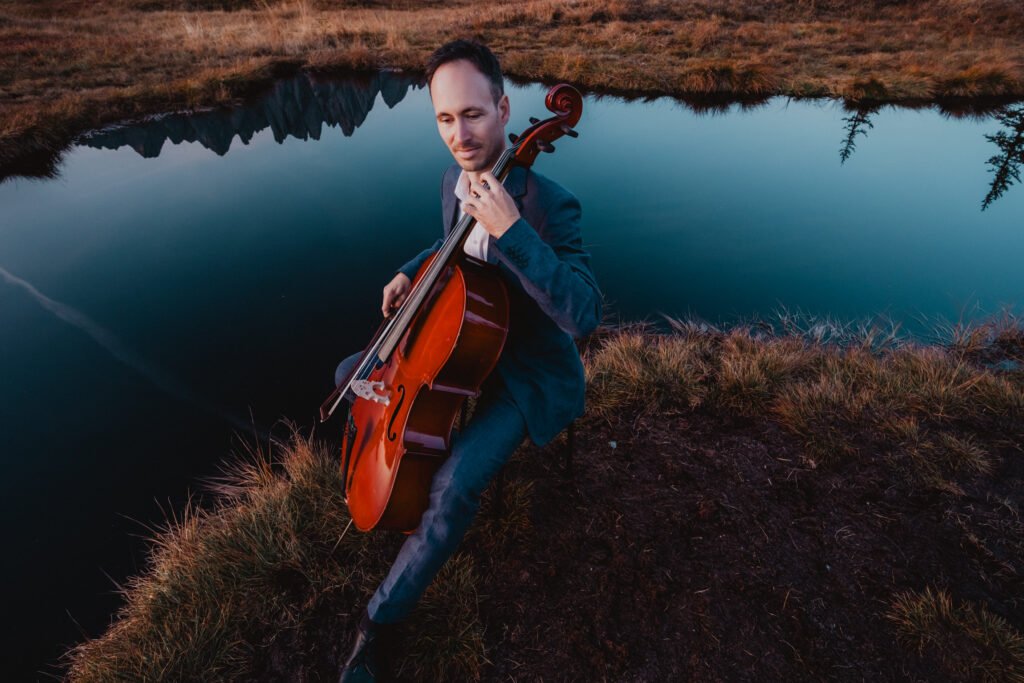 Cellist Mathias Roller